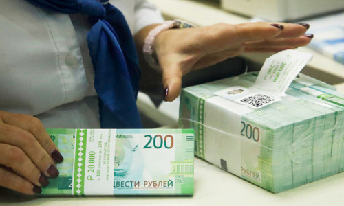 Не девальвация, а гораздо хуже: россиян готовят к изменению денег